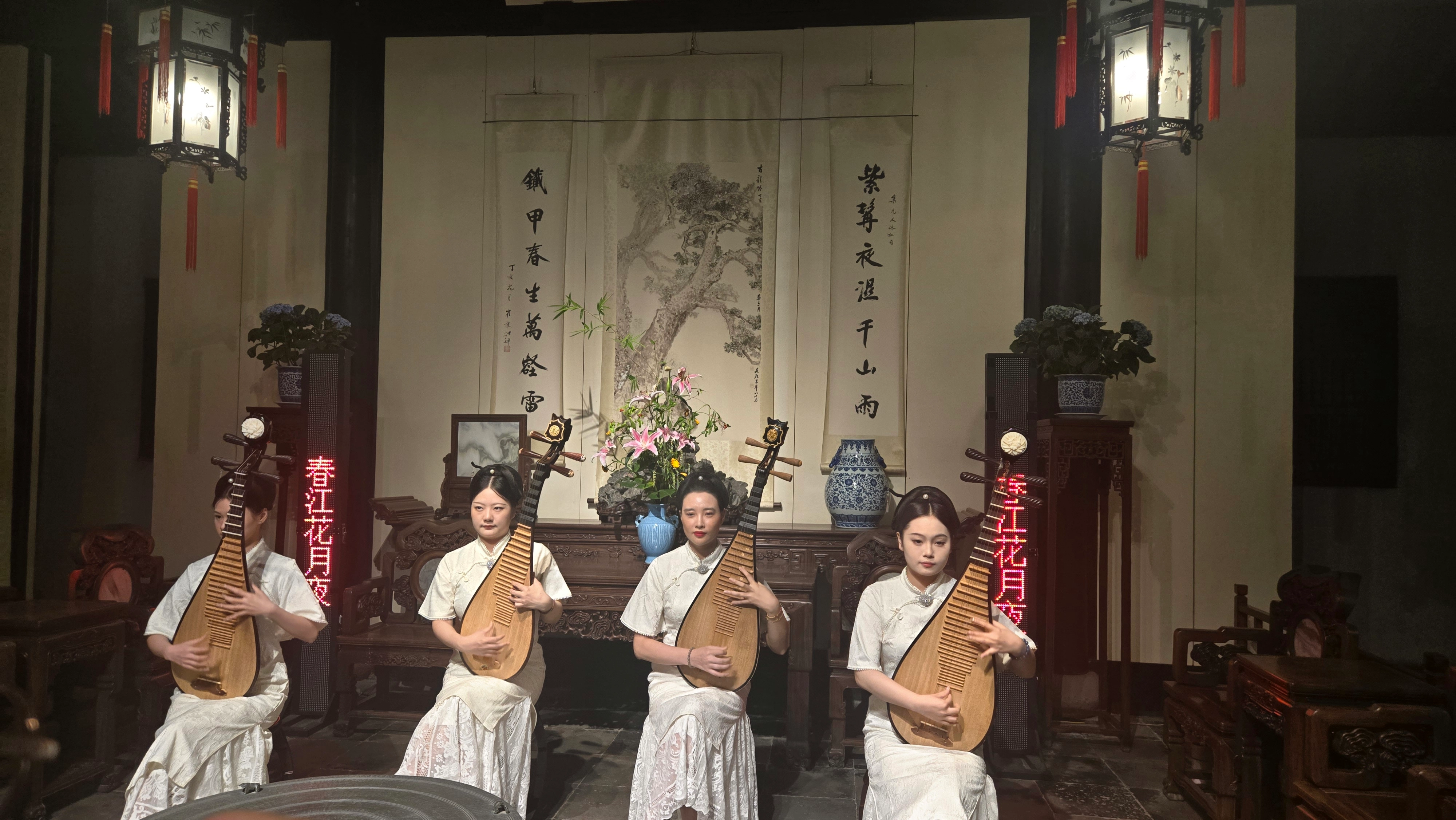 万卷堂-春江花月夜1.webp