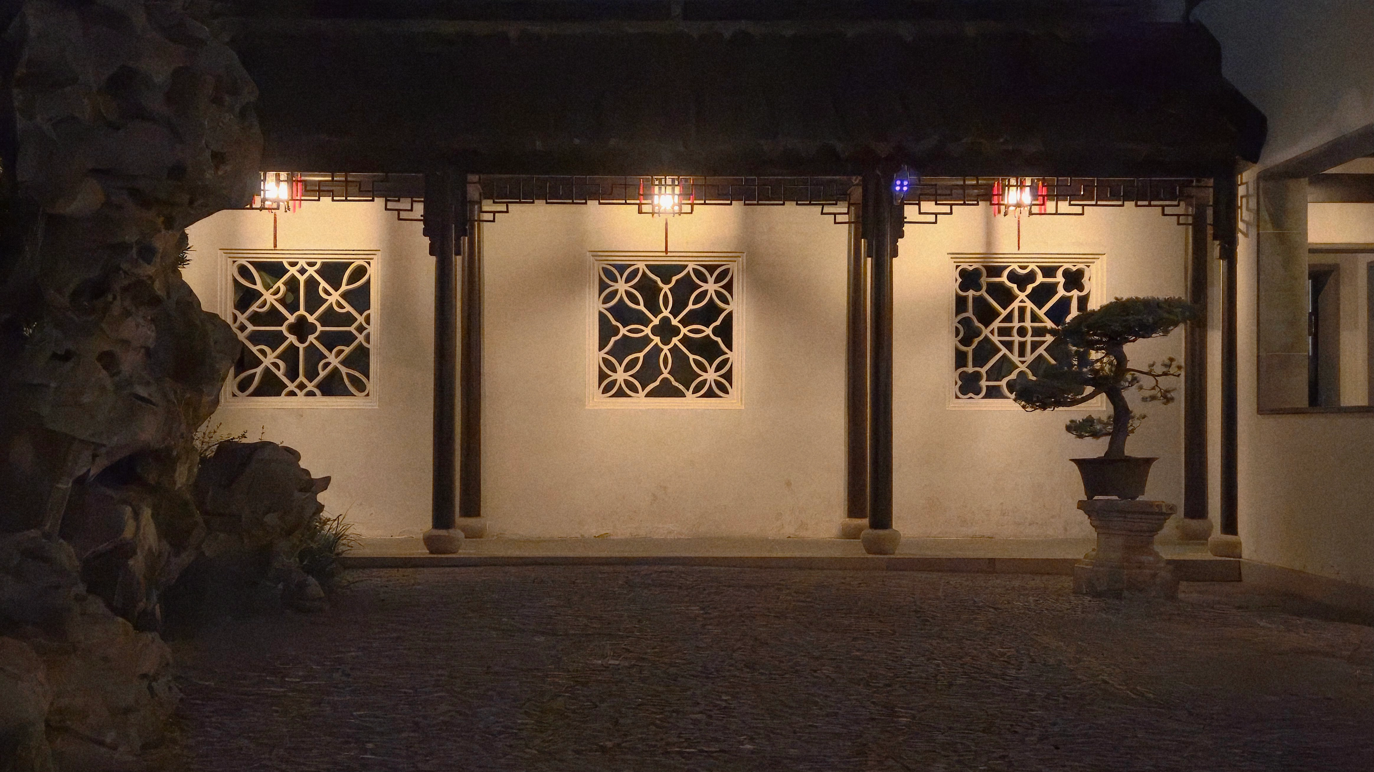 网师园花窗.webp